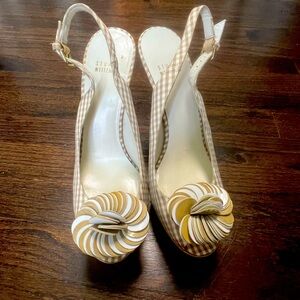 Stuart Weitzman super cute 5.5” heels! Size 9